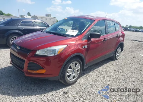 2015 Ford Escape S z USA, uszkodzony, nr VIN 1FMCU0F79FUC37427
